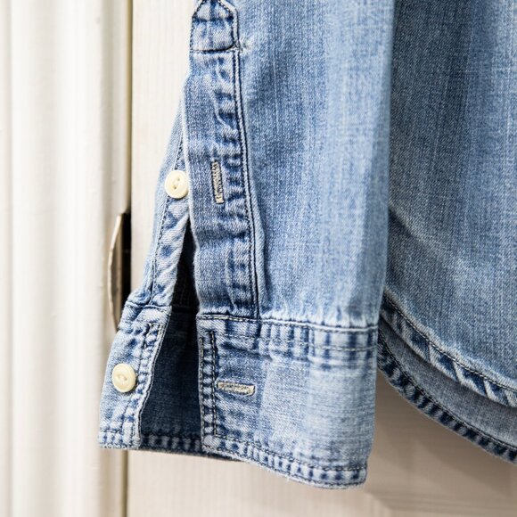 J. Crew Everyday Chambray Button Down Shirt, size 10 - Picture 4 of 7